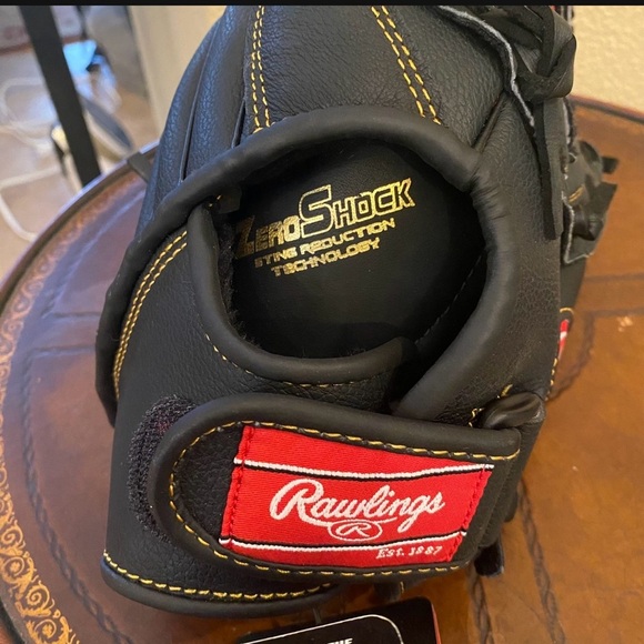 NEW!! RAWLINGS Black Leather PM 1250B 12.5 Inches Playmaker Series Glove-RHT - Picture 4 of 8